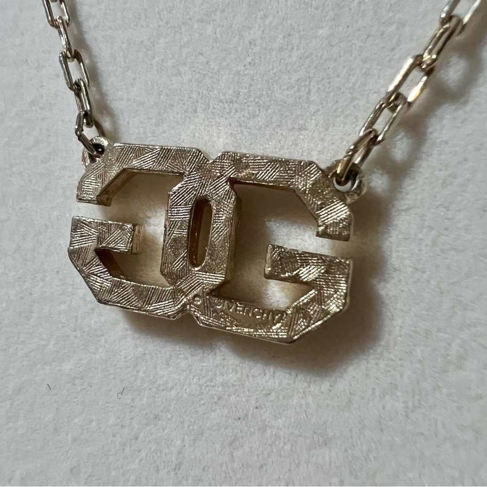 GIVENCHY GG NECKLACE - Picture 9 of 9